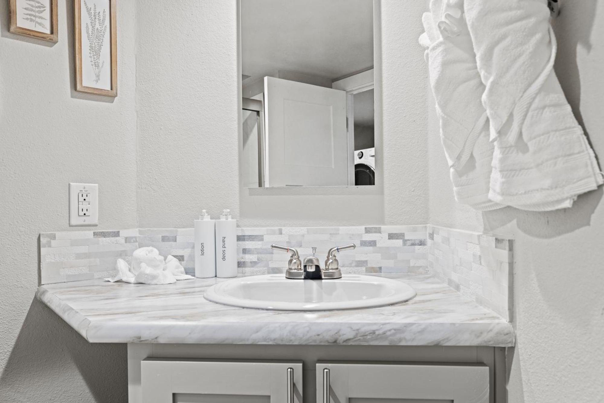 הילטופ Skye Texas Hill Country Resort מראה חיצוני תמונה